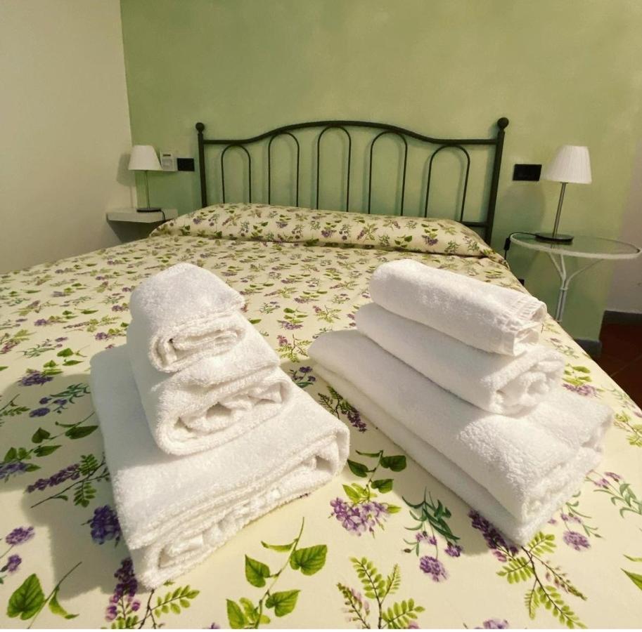 Agriturismo Calendiluna Luni Ngoại thất bức ảnh
